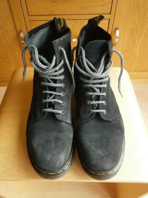 dr martens boots size 11